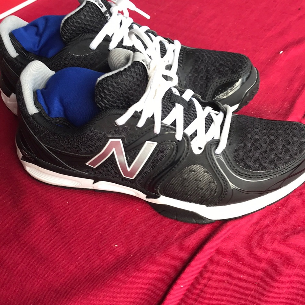 Brand New New Balance men’s Hommes size 8